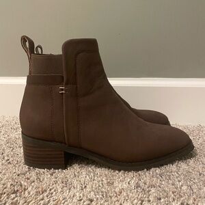 Blondo Shyne Waterproof Ankle Boots